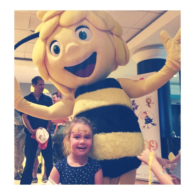 Boo-meeting-Maya-The-Bee-London