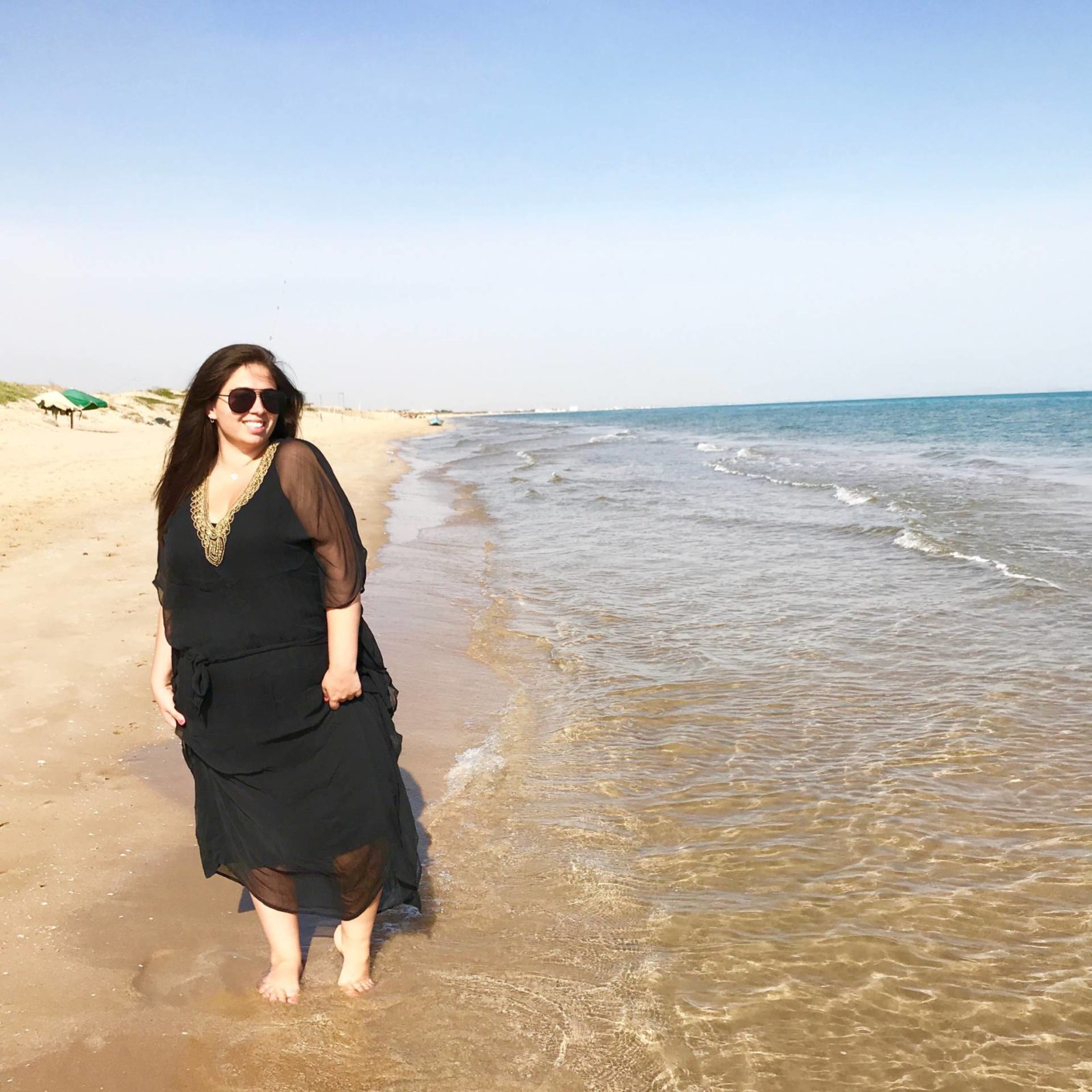 What-to-wear-on-a-Muslim-beach