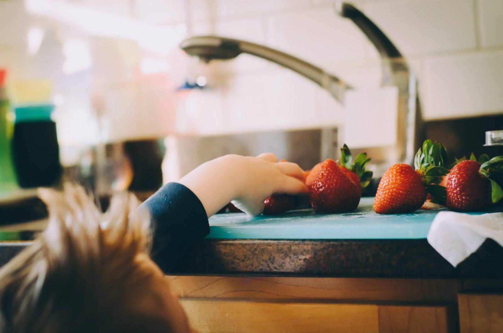 Nurturing Healthy Eating Habits in Your Children